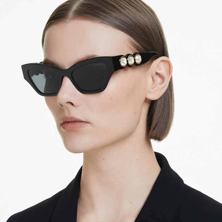 Caviar 1816 — black cat-eye frame with hand-set crystal detailing